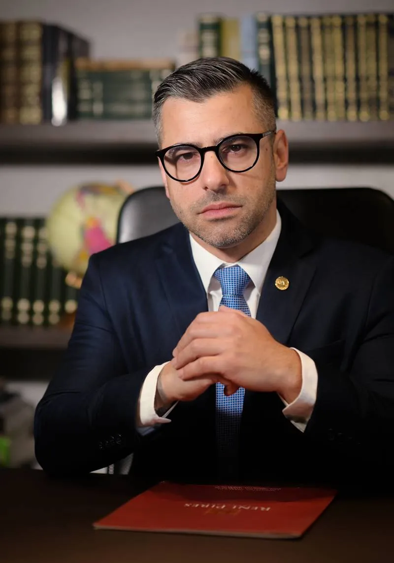 Gustavo Gil Peres